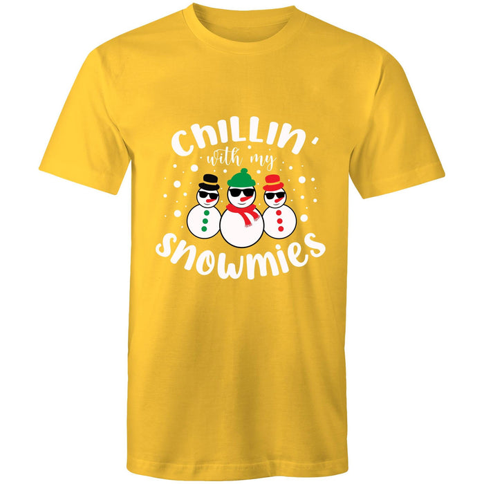 Chilling with my Snowmies!- Mens T-Shirt