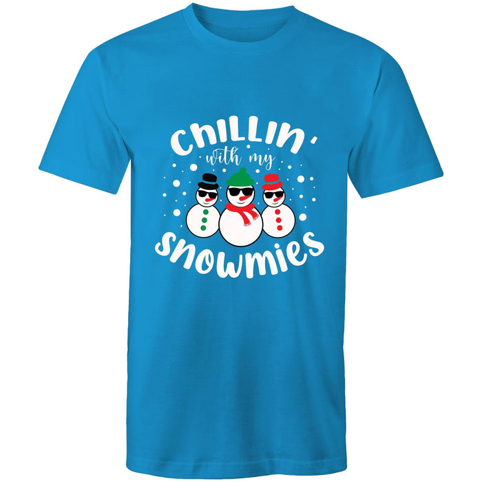 Chilling with my Snowmies!- Mens T-Shirt